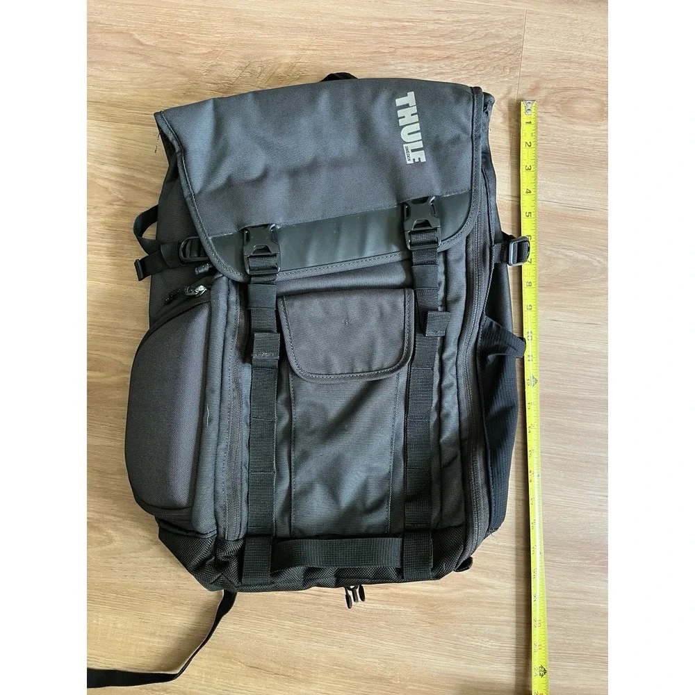 THULE‎ Sweden Backpack Laptop Bag 25L Black Shadow Gray | 18